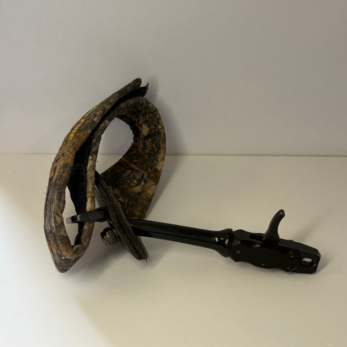 TruFire Wrist Strap Trigger Release Aid / Used Compound Bow Hunting Archery