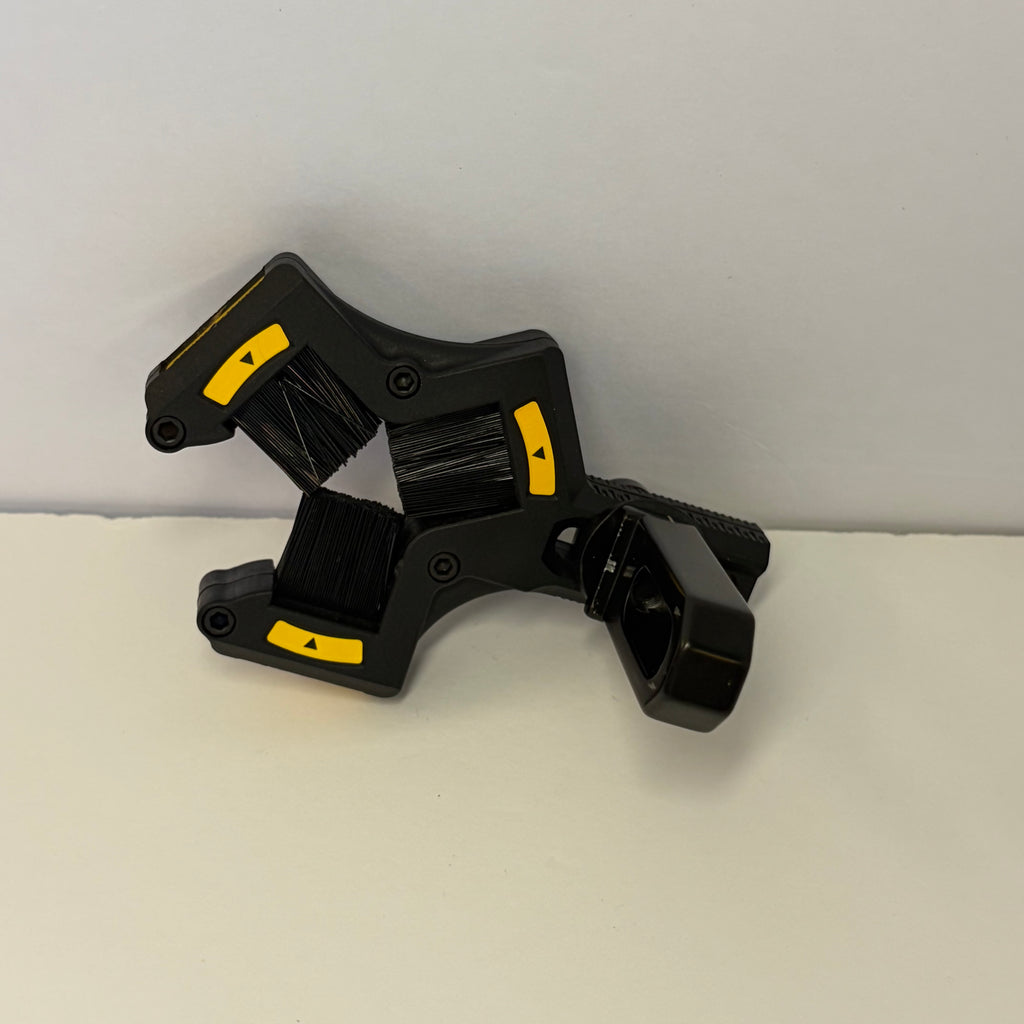 Trophy Ridge Whisker Biscuit Arrow Rest Used Compound Bow Hunting Full Capture